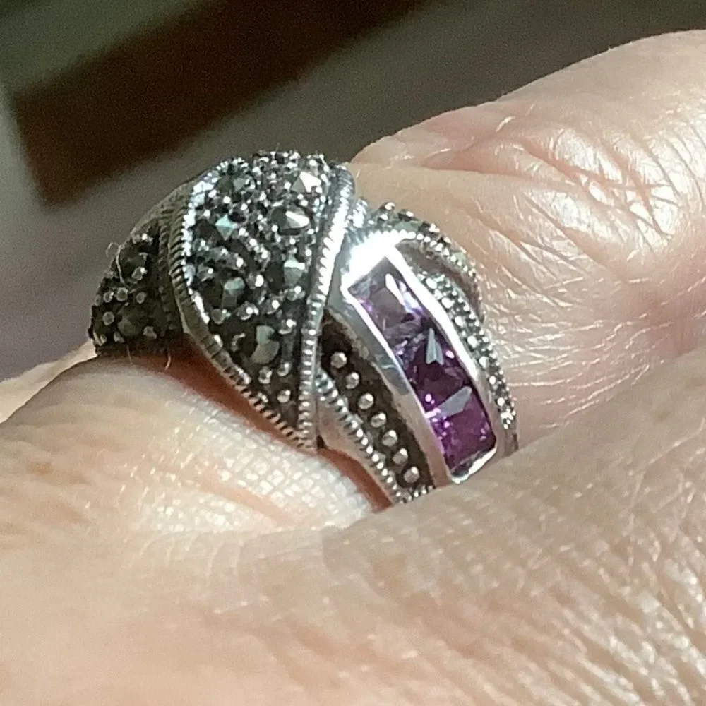 STERLING SILVER 925 AMETHYST MARCASITE BEAUTIFUL RING SIZE US 7.5​